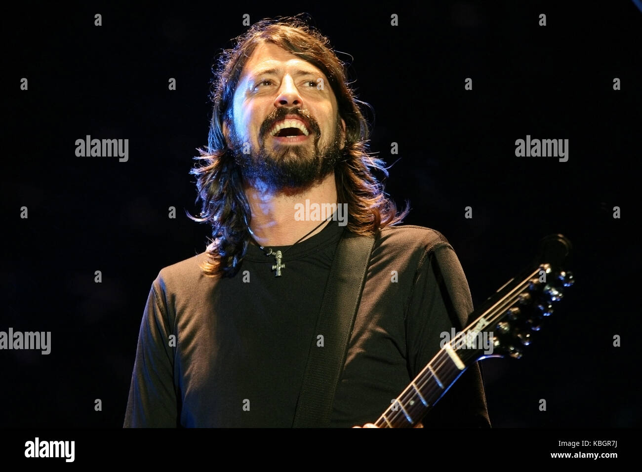 Dave Grohl, performing live with the Foo Fighters, V2007, Hylands Park, Chelmsford, 18th August 2007 Stock Photo