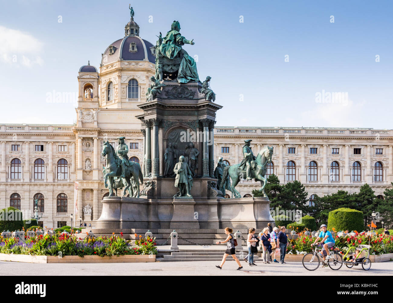 VIENNA, AUSTRIA - AUGUST 28: Tourists at the Maria Theresia monument and the natural history museum at the Maria-Theresien-Platz square in Vienna, Aus Stock Photo