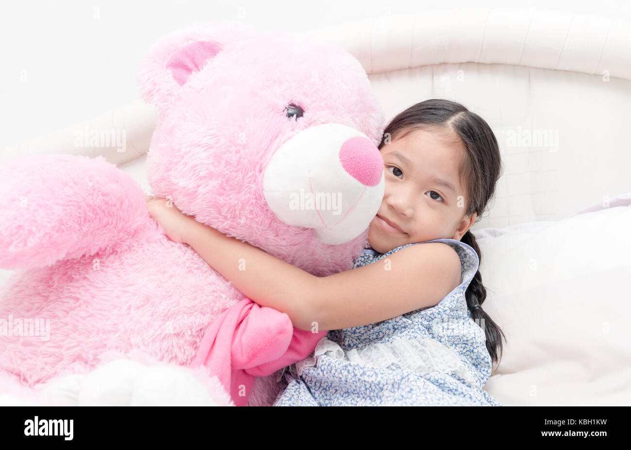 Girl Holding Big Teddy Bear Hi Res Stock Photography And Images Alamy