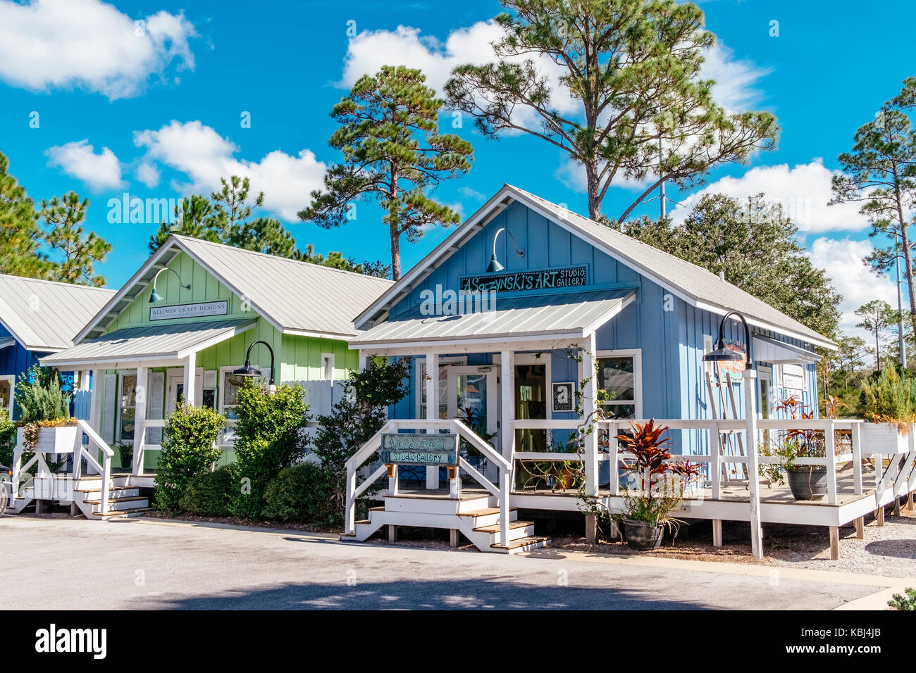 Colorful stores mexico hires stock photography and images Alamy