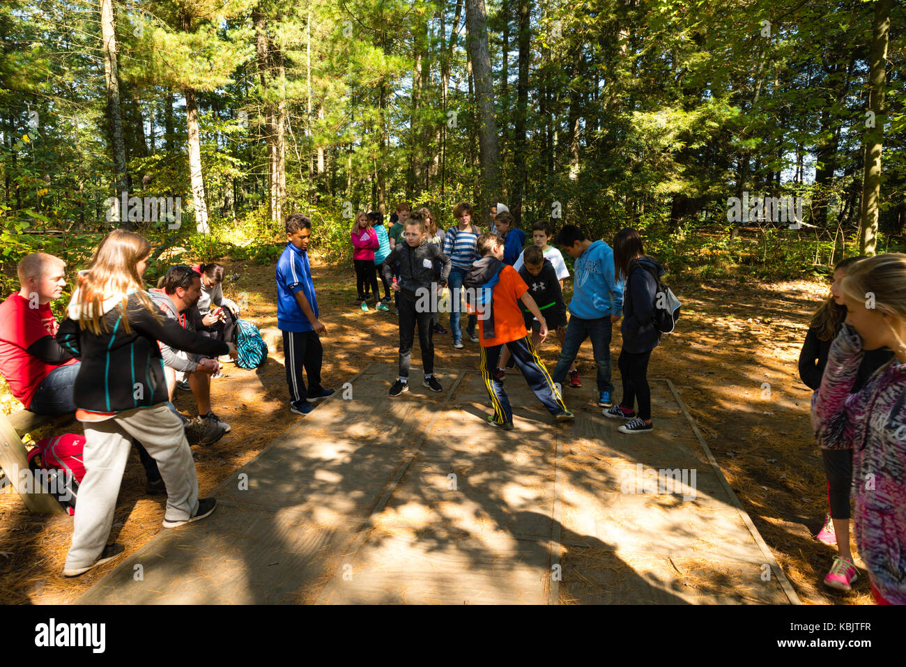 Kids learn team building skills and other environmental education  activities at Upham Woods Outdoor Learning Center, a part of the University  of Wisco Stock Photo - Alamy