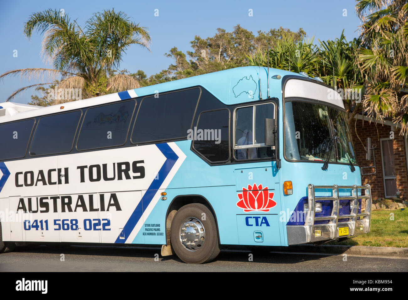 Australian bus coach tours vehicle parked on the north coast of new south  wales,Australia Stock Photo - Alamy