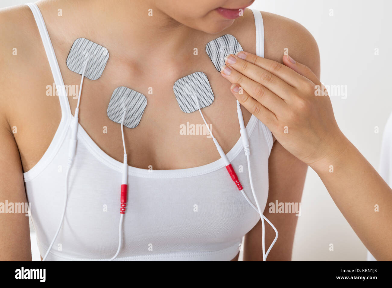 Electrodes Chest Stock Photos & Electrodes Chest Stock Images Alamy