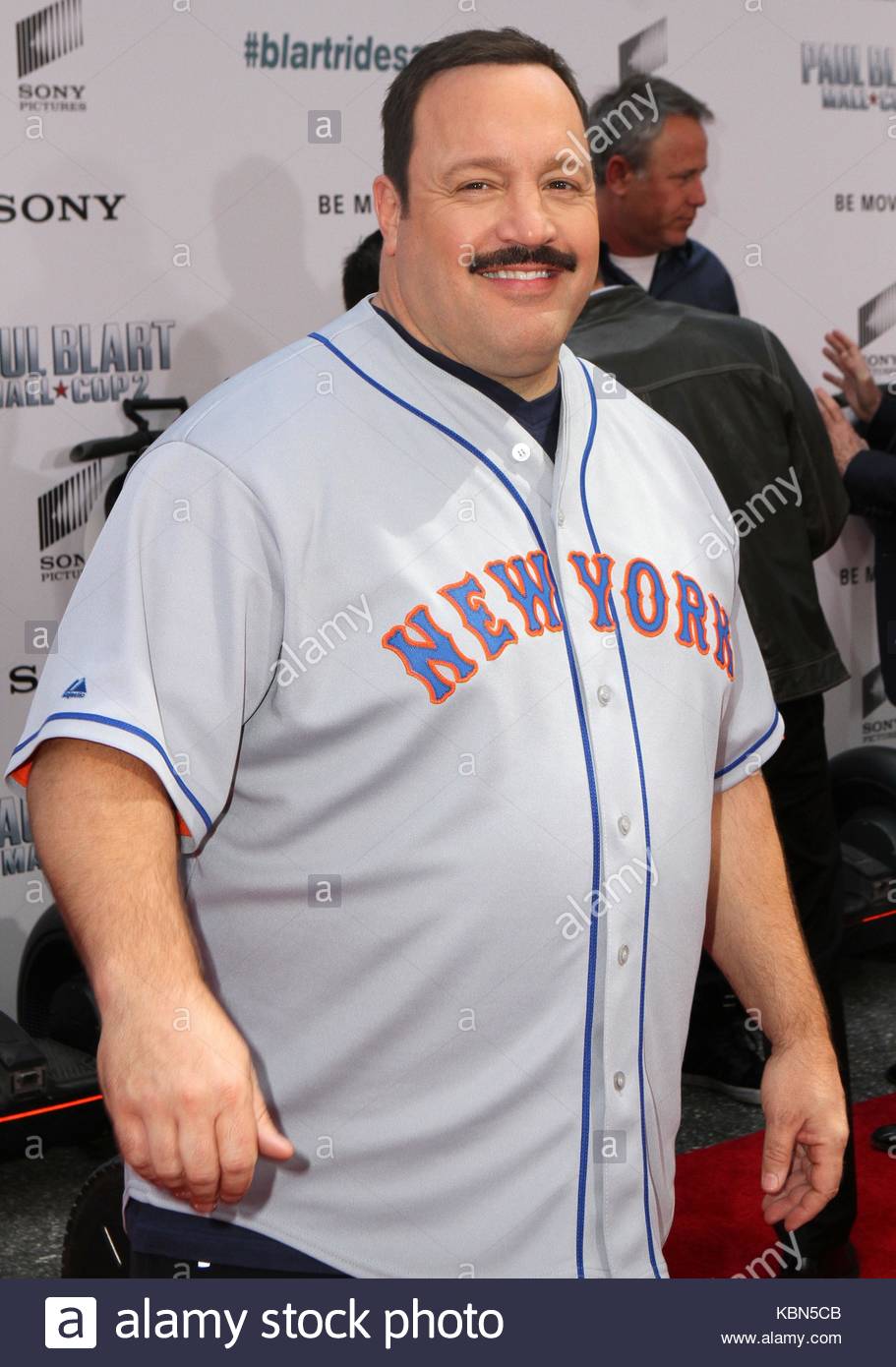 kevin james paul blart mall cop 2 new york premiere in nyc