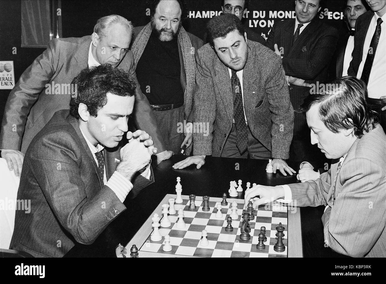 Chests World Championship 1990: Karpov vs Kasparov, Lyon (France Stock  Photo - Alamy