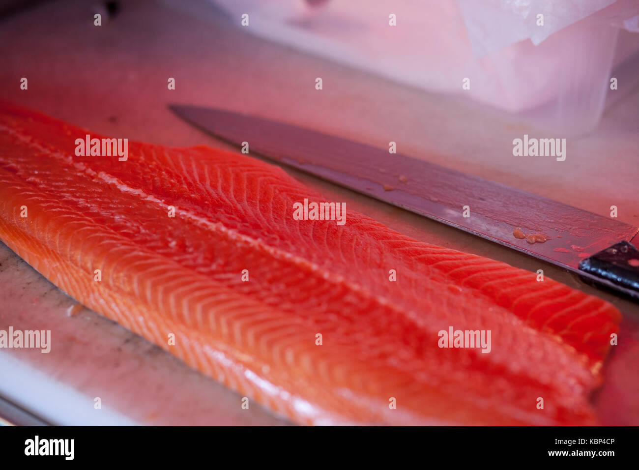 Salmon knife hires stock photography and images Alamy
