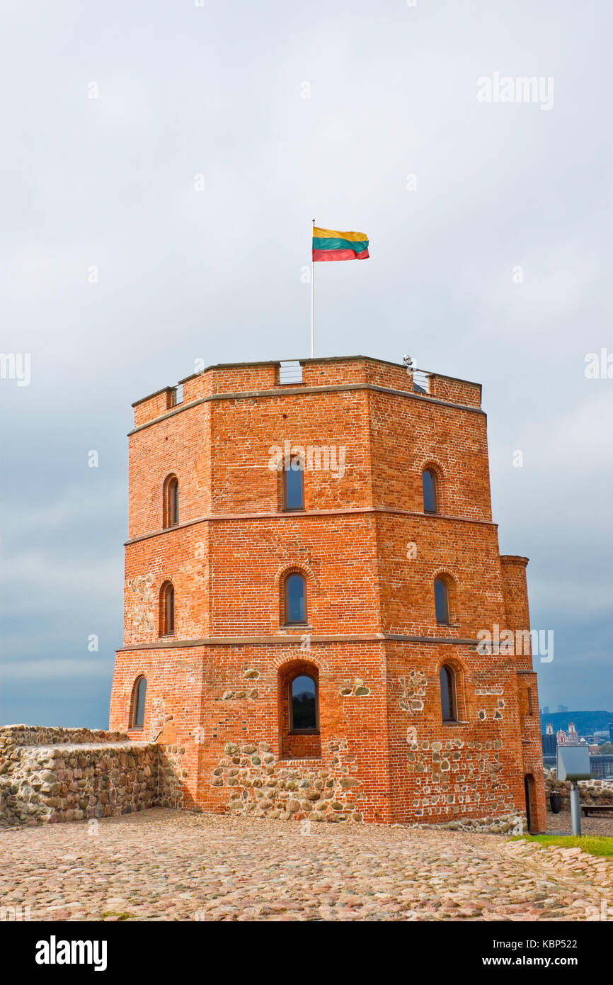 Tower of Gediminas (Gedimino) with lithuanian flag on top. Symbol of ...