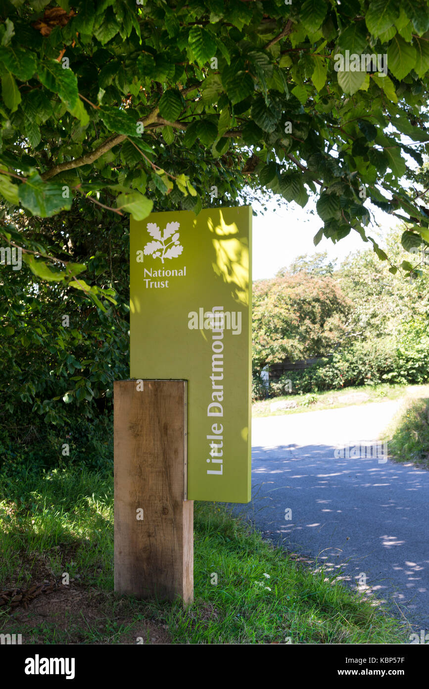 National trust sign signage hires stock photography and images Alamy