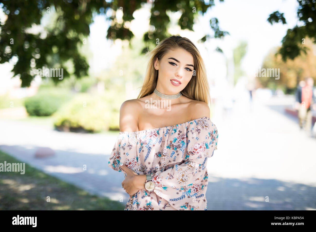 Slim blonde girl hi-res stock photography and images - Alamy