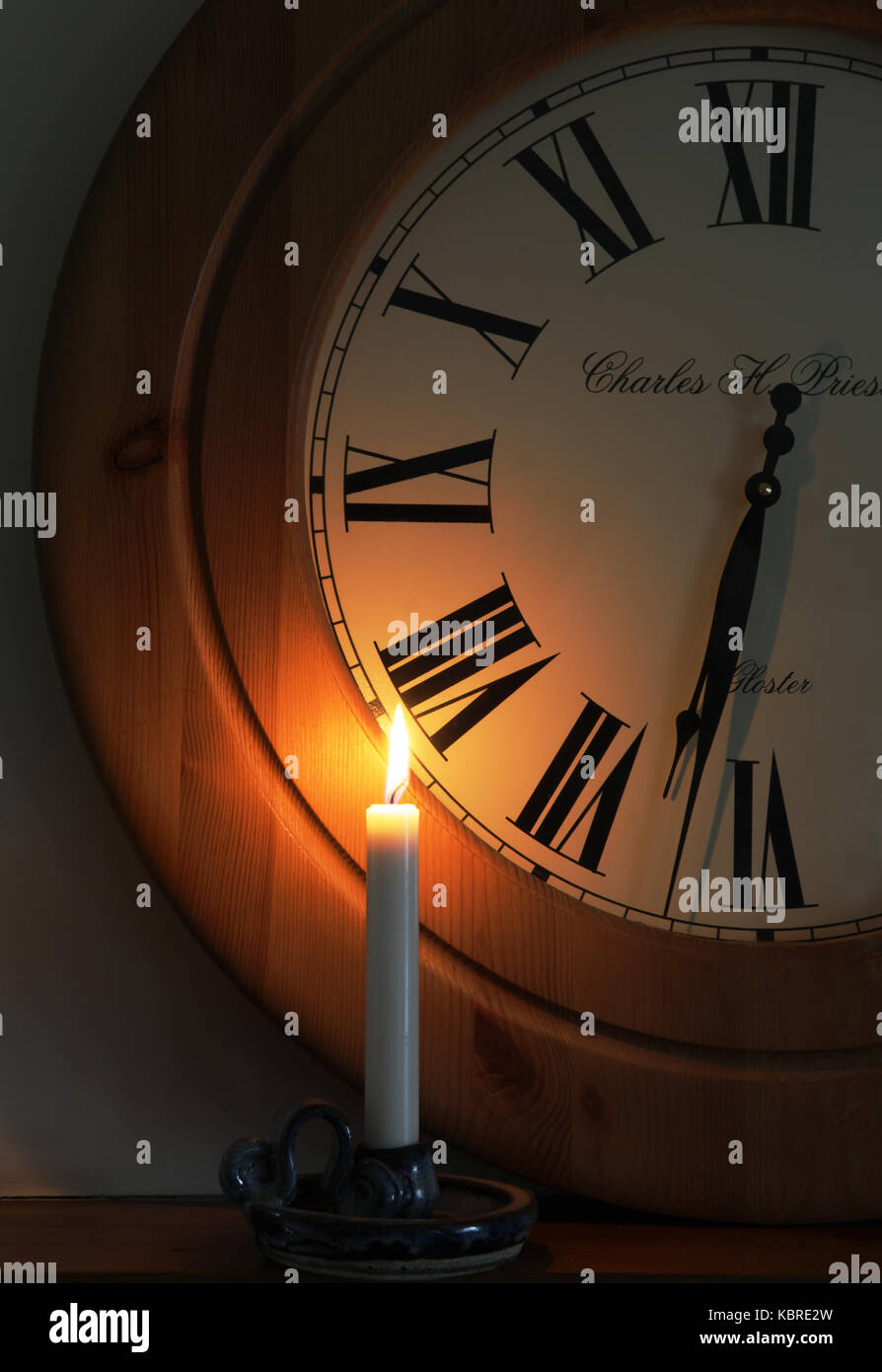 Candle clock hires stock photography and images Alamy