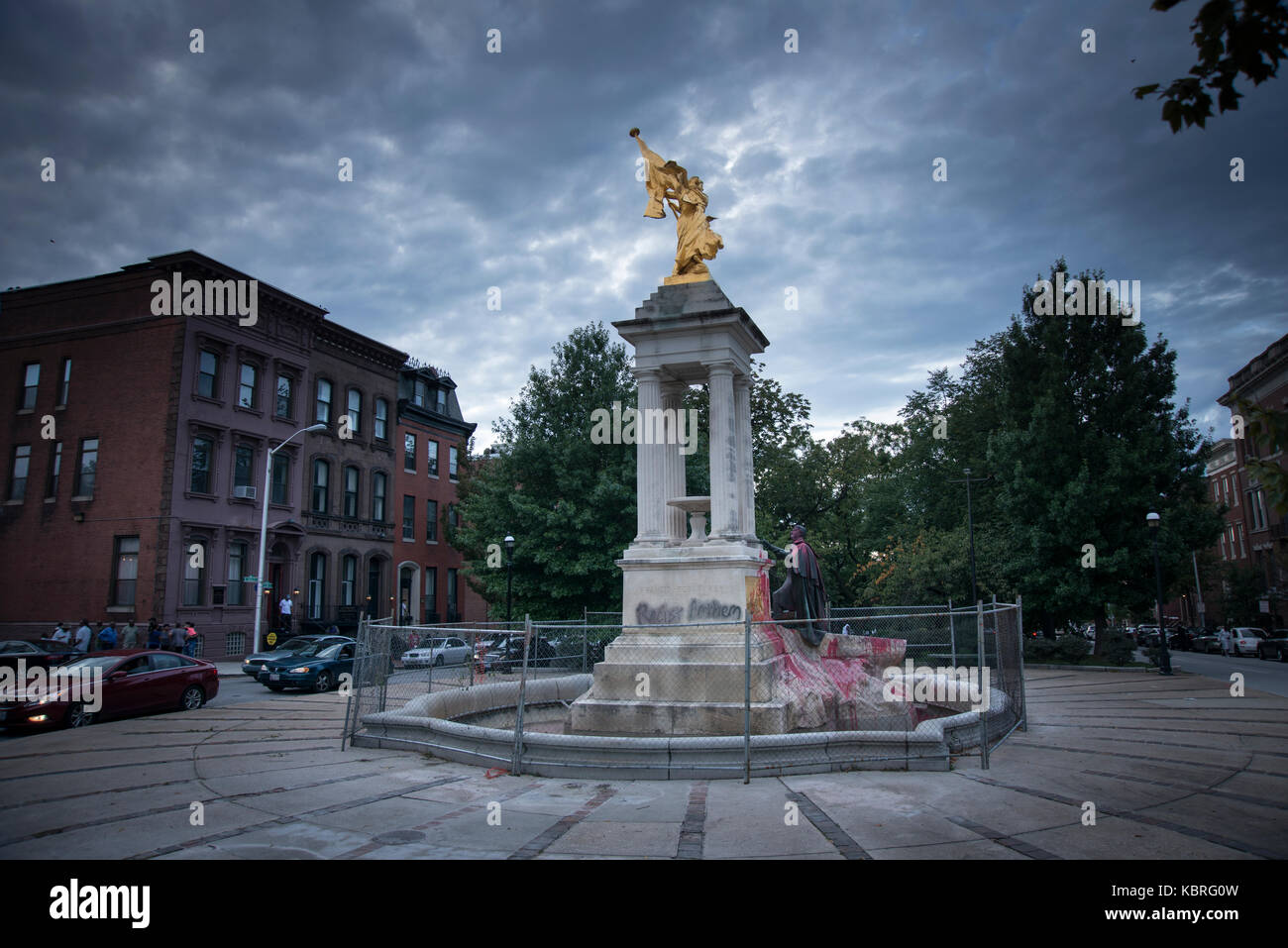Francis Scott Key statue in Bolton Hill vandalized with spraypaint