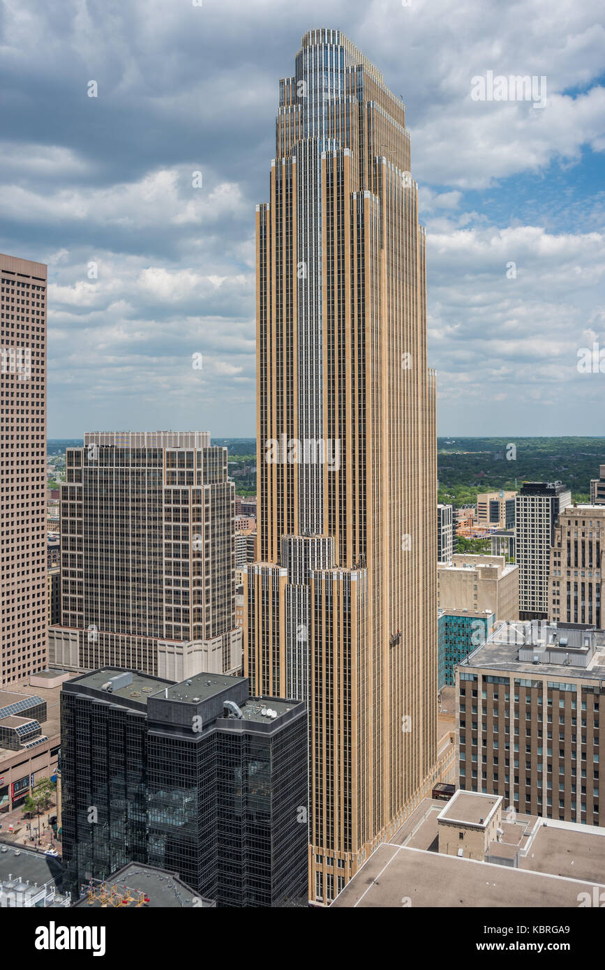 Wells Fargo Center Stock Photo Alamy