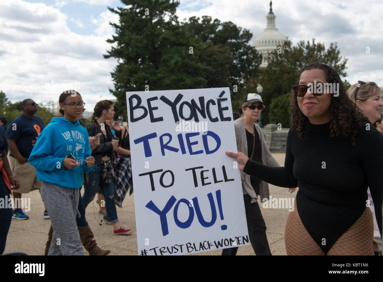 News beyonce hi-res stock photography and images - Alamy