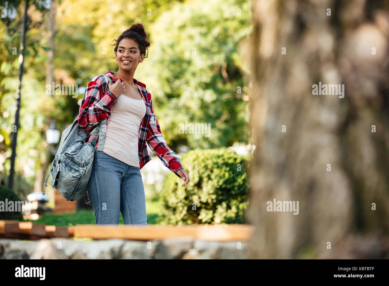 African nature street picture hi-res stock photography and images - Alamy