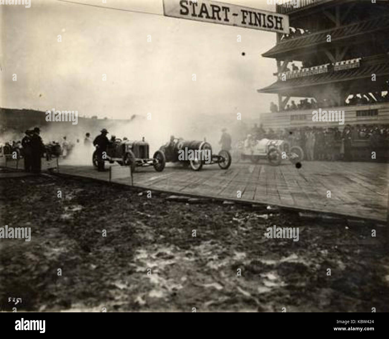 1915 American Grand Prize grid 2 Stock Photo Alamy
