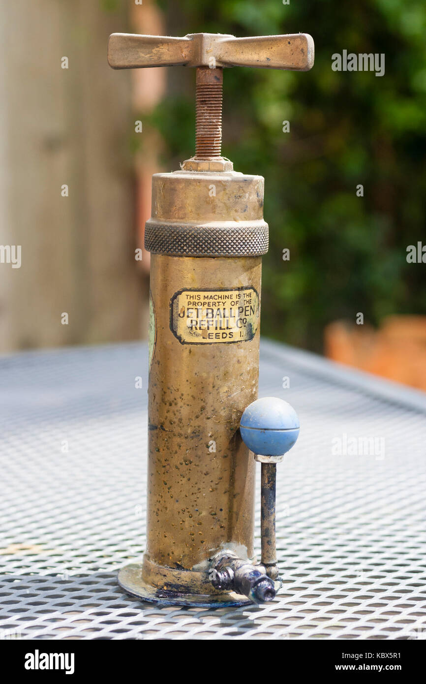 Brass casing hires stock photography and images Alamy