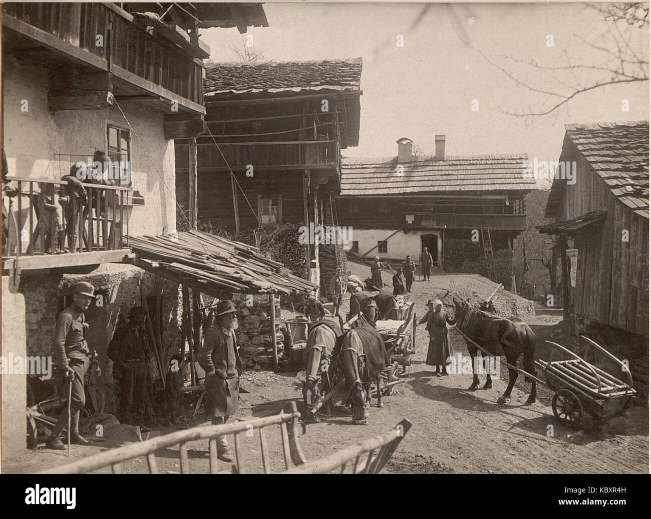 Beschlagschmiede in Strajach im Lesachtal, aufgenommen. am 15.April 1916 (BildID 15473332) Stock Photo