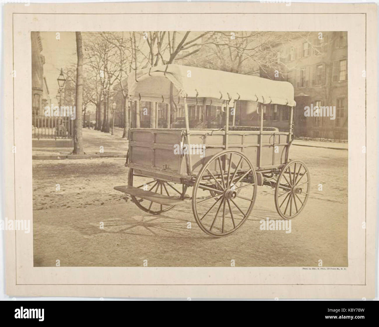 (Howard ambulance, rear and side view, tailgate up, on city ... (3110849344) Stock Photo