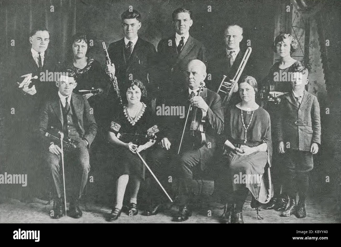 1922 Locust yearbook p. 139 (College Orchestra) Stock Photo