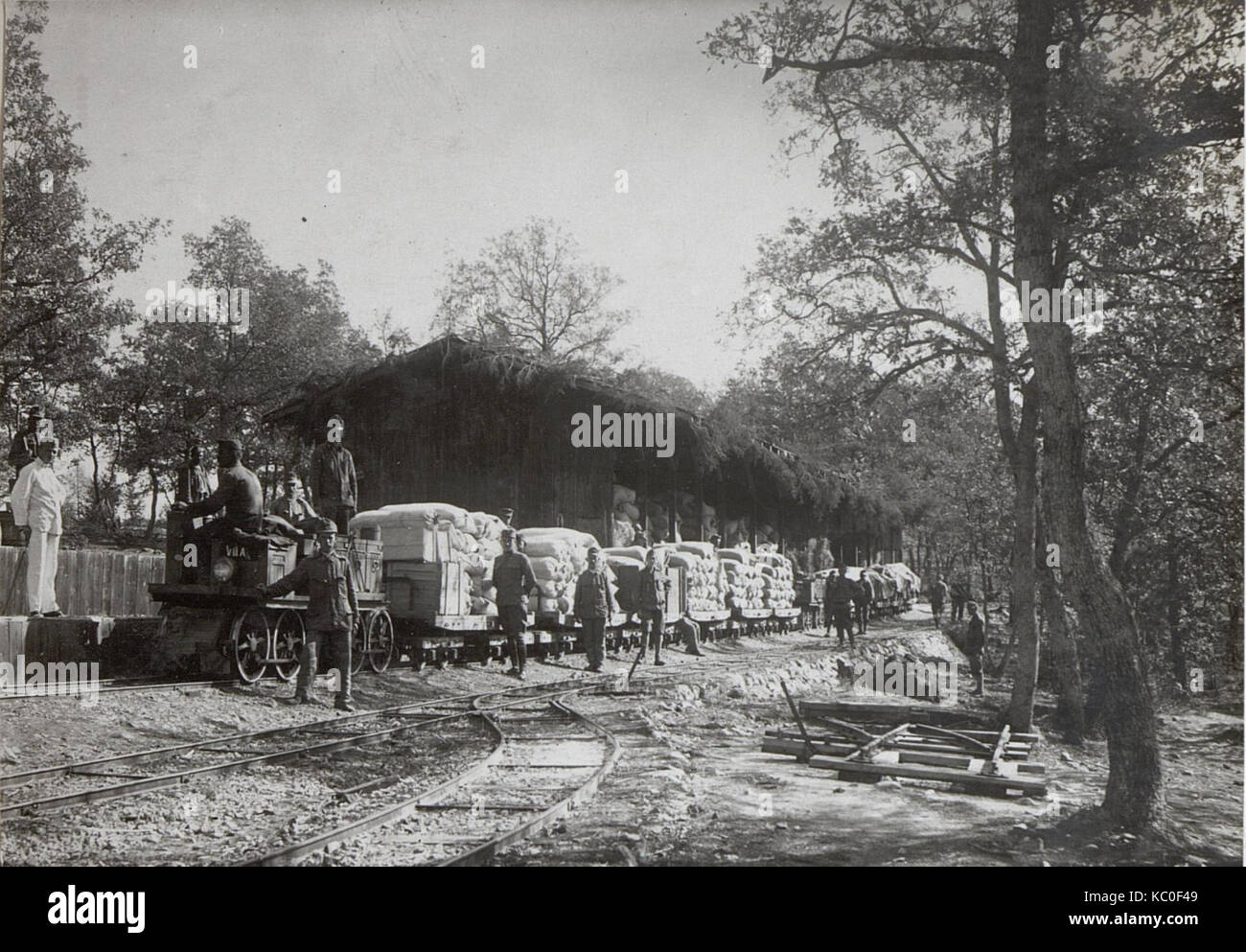 Feldbahn mit Verpflegung a.d.Isonzofront (BildID 15605697) Stock Photo