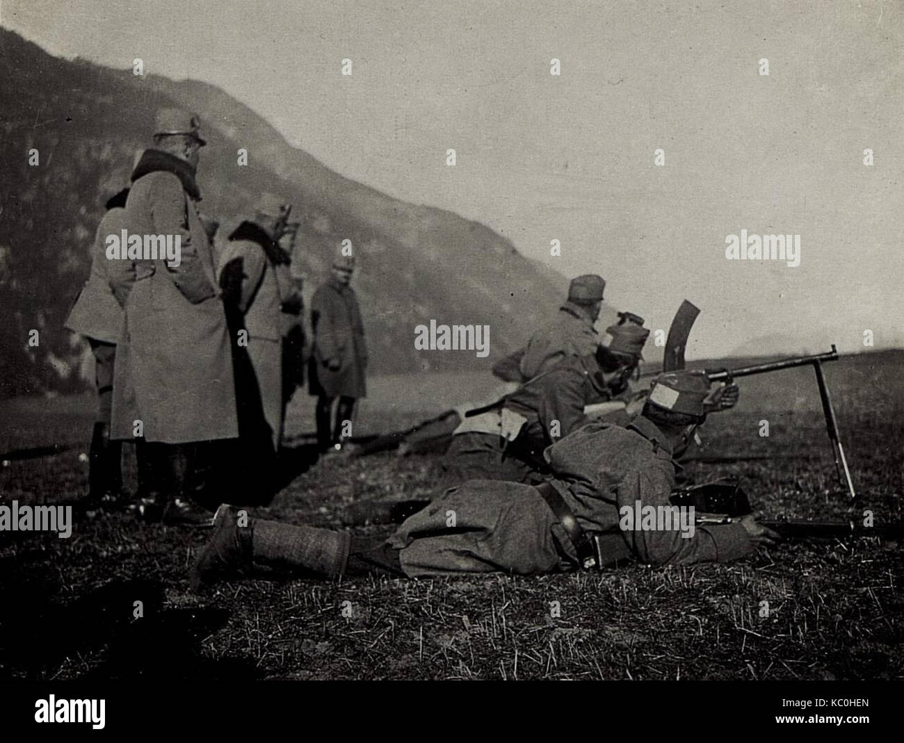 Erste Versuche beim 14. Korps mit Musketen bei Auhofen im Tauferer Tal. (BildID 15580645) Stock Photo