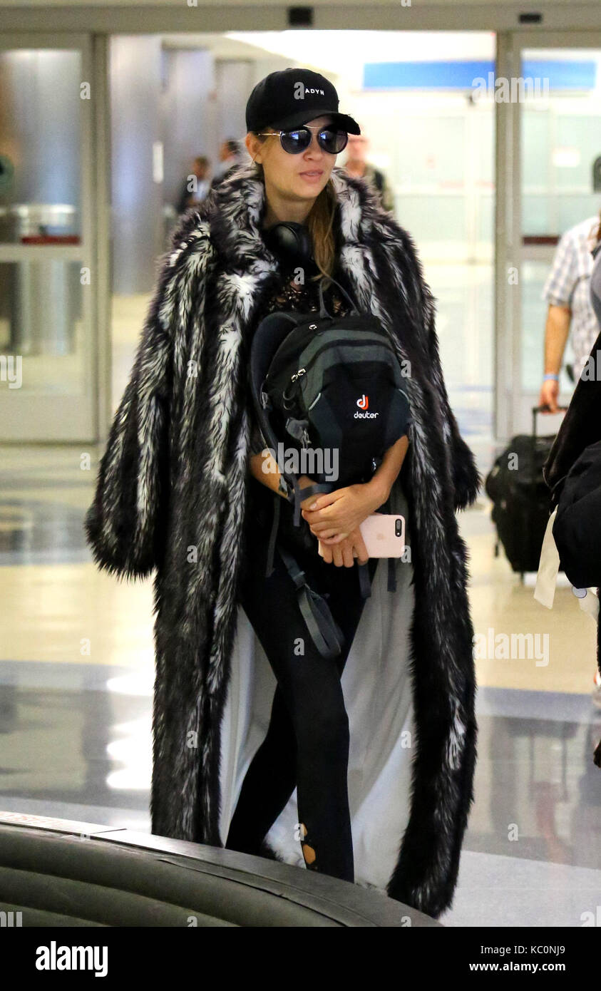 Josephine Skriver and Jasmine Tookes arrive at Los Angeles
