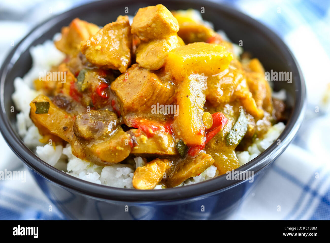 Pressure Cooker Chicken Curry Stock Photo Alamy