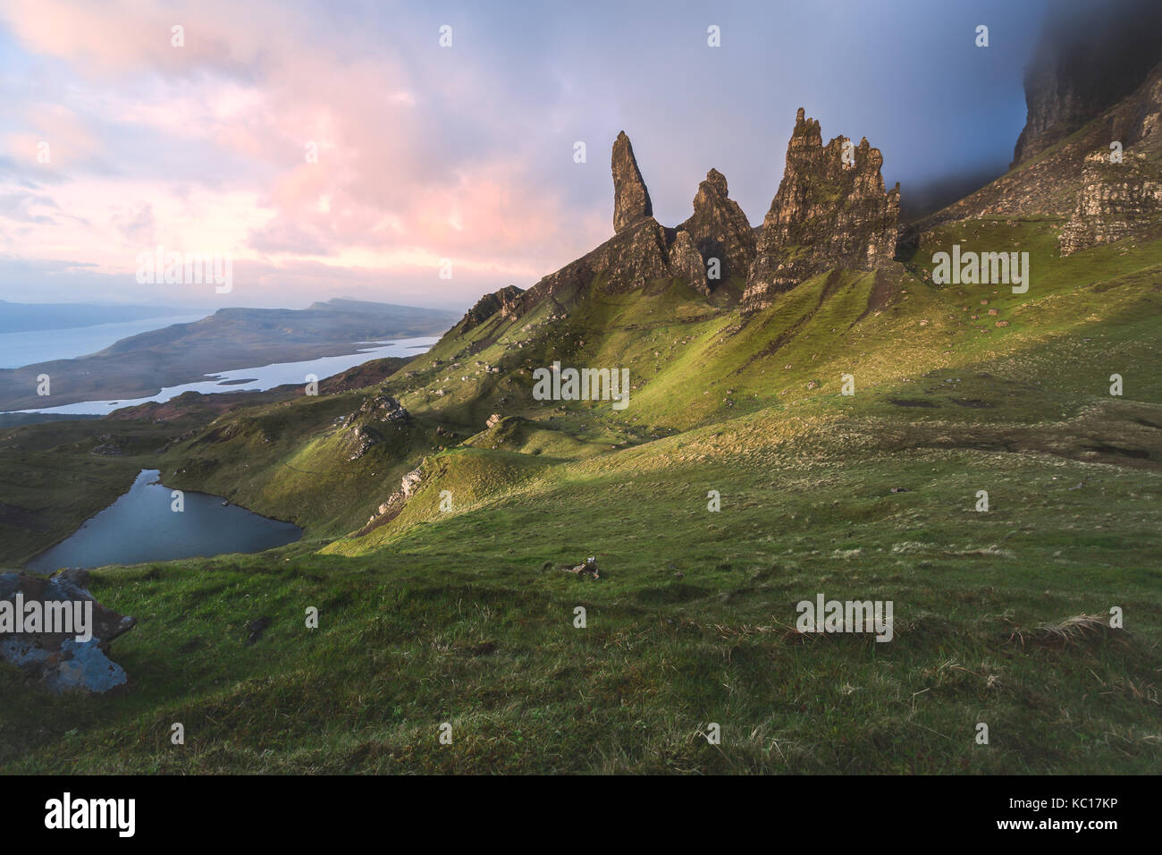 Dawn at the Old Man of Storr, Trotternish Peninsula, Isle of Skye, Scotland Stock Photo