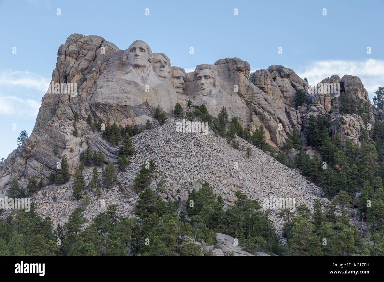 View of the presidents on the Mount Rushmore National monument with blue sky in the background, South Dakota, USA. Stock Photo