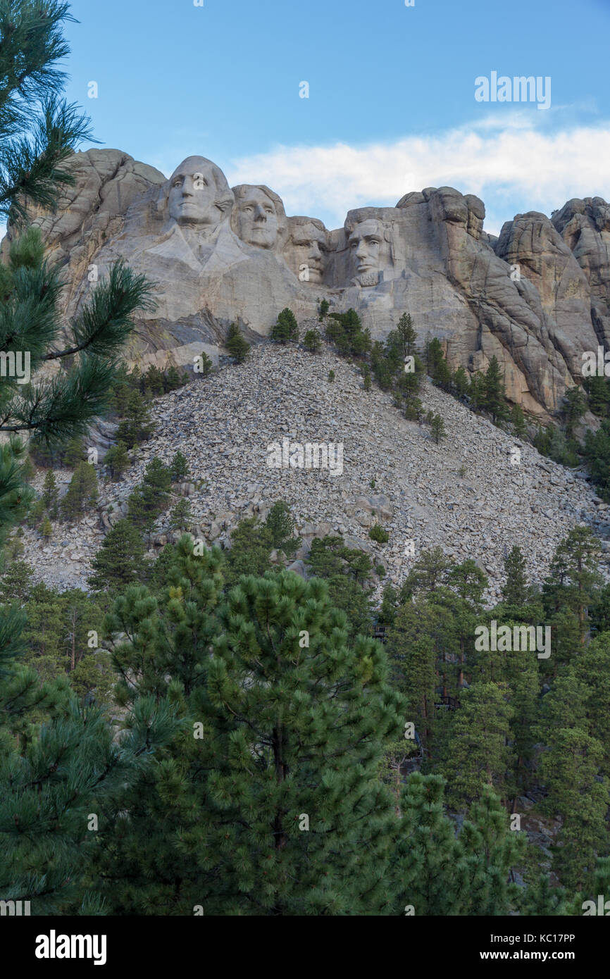 View of the presidents on the Mount Rushmore National monument with blue sky in the background, South Dakota, USA. Stock Photo