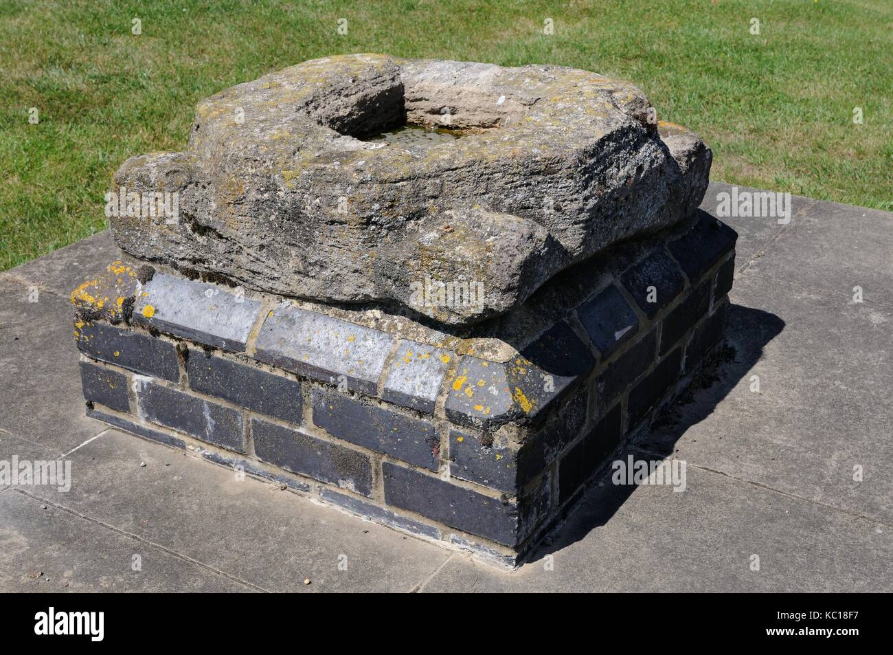 Old Cross Base, The New Millennium Cross, Kelshall, Hertfordshire Stock