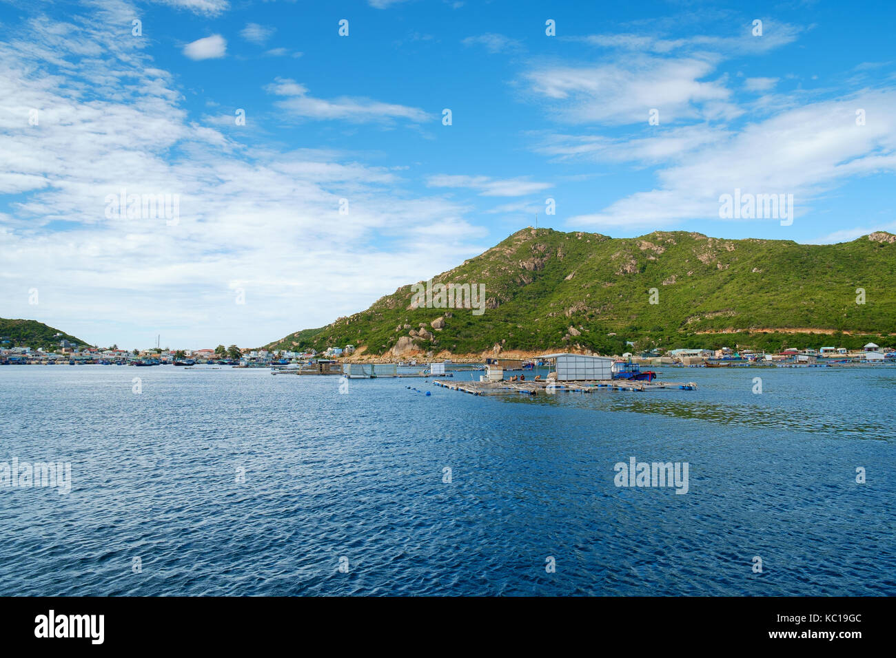 Image Nam Khánh image beautiful - Beautiful islands at Cam Ranh Bay, Khanh Hoa, Viet Nam. Cam Ranh ...