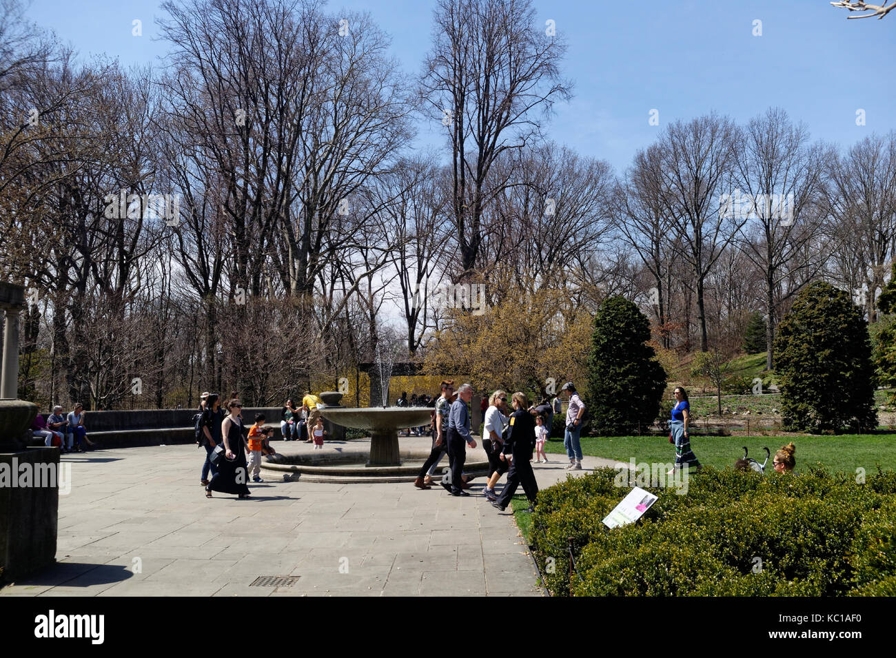 Visitors walking through the Brooklyn Botanic Gardens on a Spring day. Stock Photo