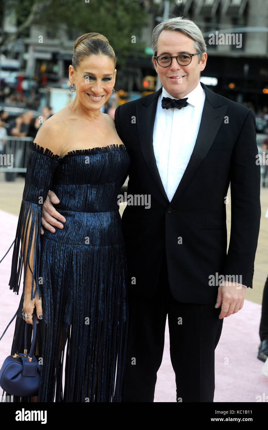 Sarah Jessica Parker attends Ballet Gala with husband