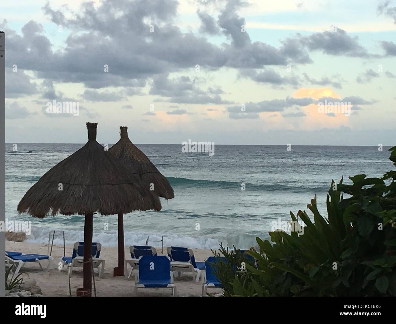 Sunset over the sea at Tulum, Yucatan, Mexico Stock Photo - Alamy
