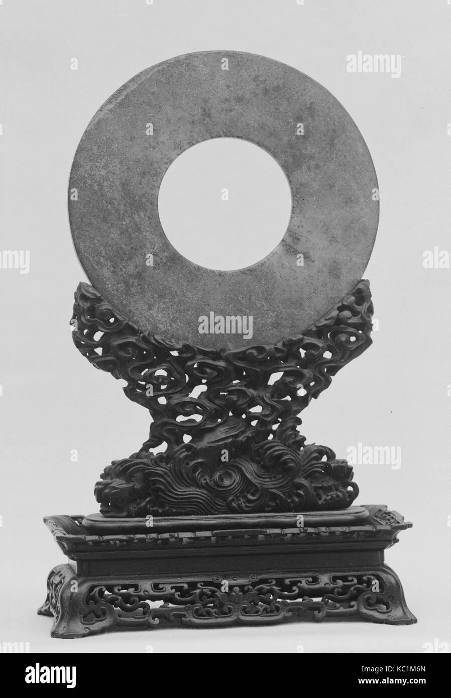 Disk: Emblem of Heaven, Han dynasty (206 B.C.–A.D. 220), China, Jade, Diam. 6 in. (15.2 cm); Th. 3/16 in. (.5 cm), Jade Stock Photo