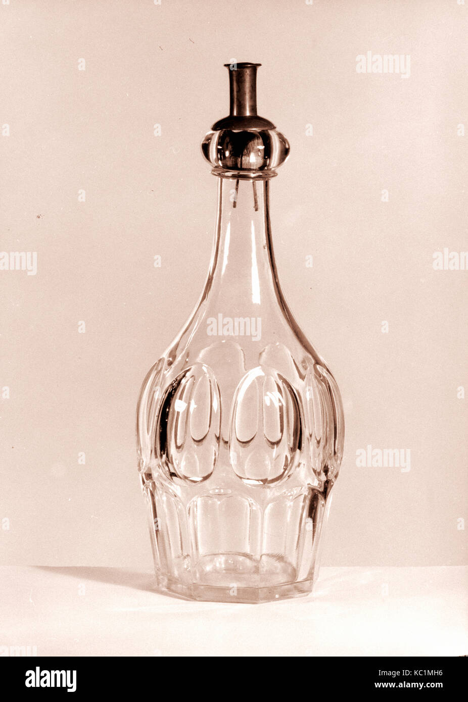 Quart Decanter, 183070, Made in United States, American, Pressed glass