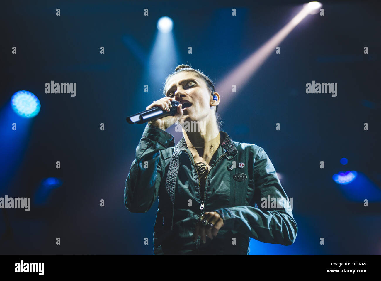 Torino, Italy. 01st Oct, 2017. Torino, 2017, Sep 30th: The italian singer/song-writer Elisa performing live on stage at the Officine Grandi Riparazioni Credit: Alessandro Bosio/Alamy Live News Stock Photo