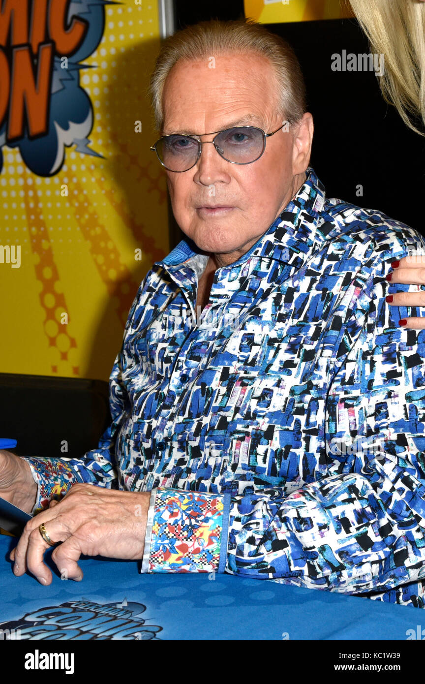 Lee Majors attends the 2nd German Comic Con 2017 at Messe Berlin on  September 30, 2017 in Berlin, Germany Stock Photo - Alamy