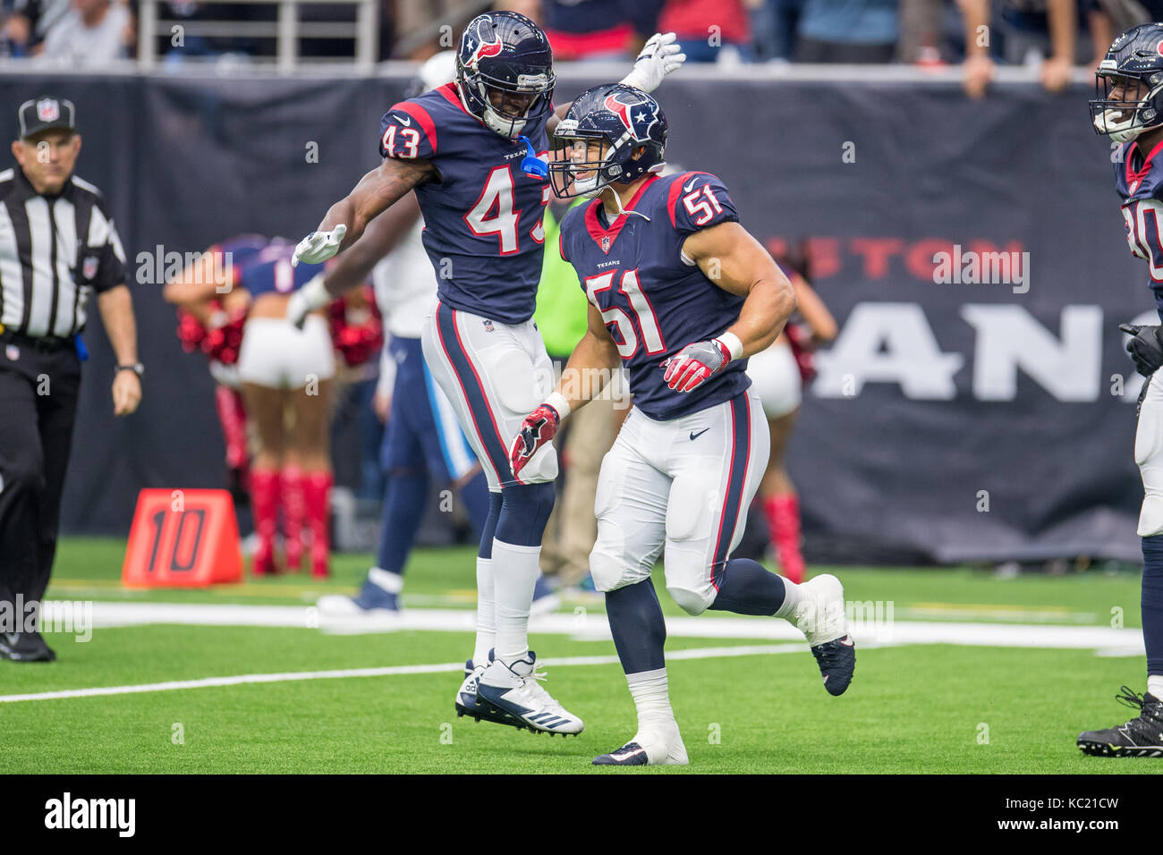Houston, TX, USA. 1st Oct, 2017. Houston Texans linebacker Dylan Cole