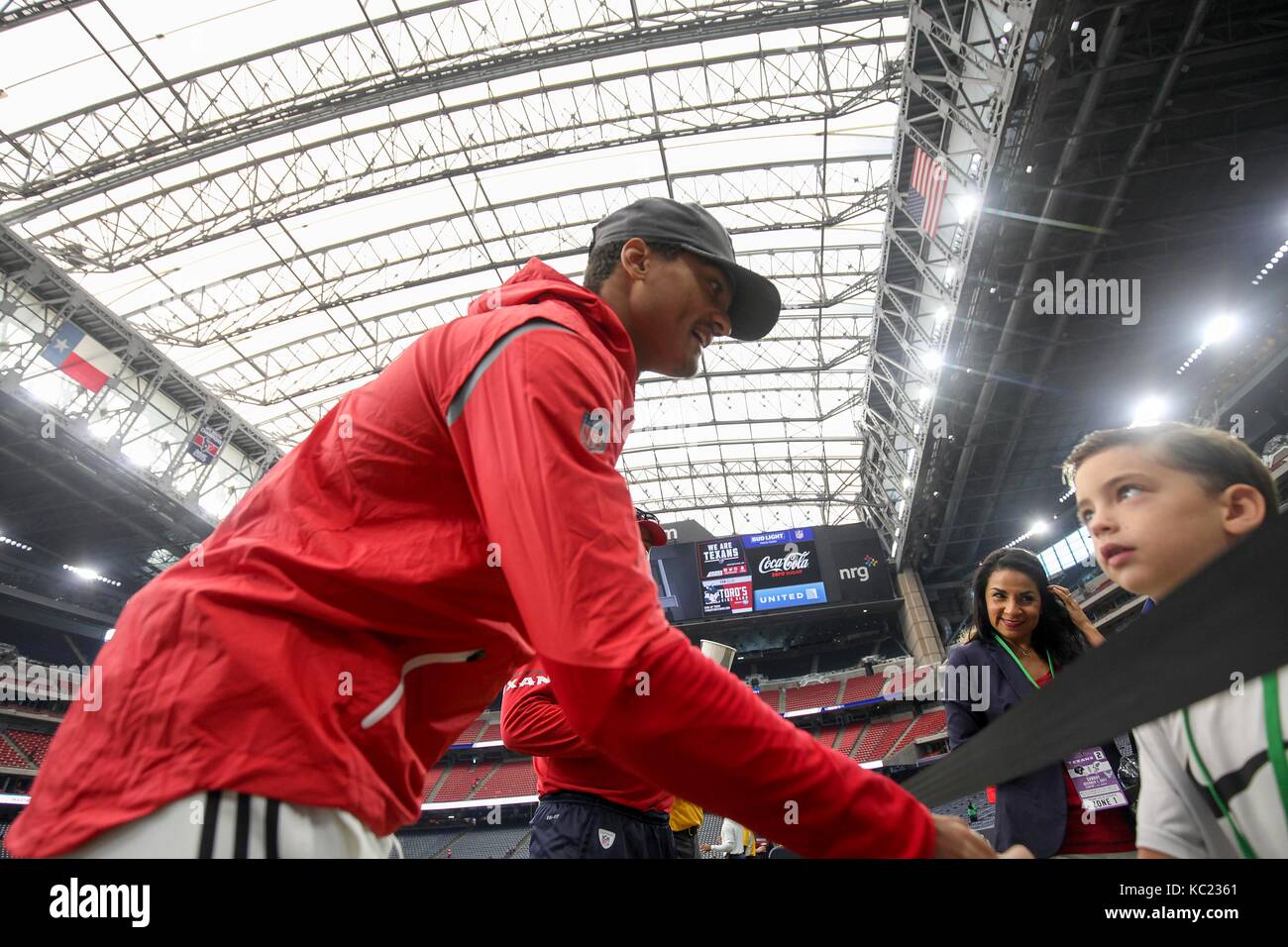 Houston, TX, USA. 1st Oct, 2017. Houston Texans cornerback Kevin Johnson (30) talks to fans before the start of the NFL game between the Tennessee Titans and the Houston Texans at NRG Stadium in Houston, TX. John Glaser/CSM/Alamy Live News Stock Photo