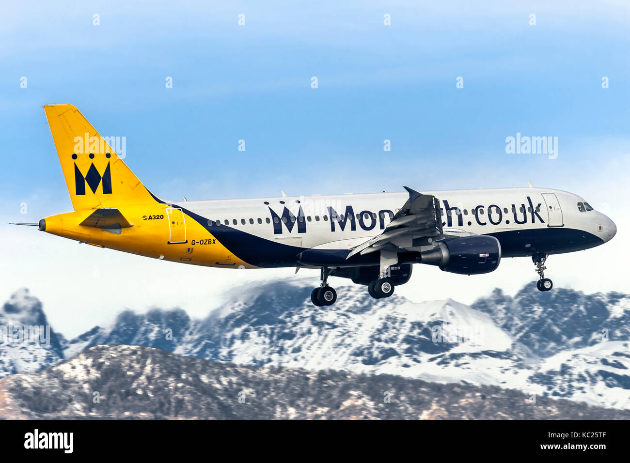 Airbus A320 Monarch Airline. October 2, 017 The british company has failed. Founded on June 5, 1967 by Bill Hodgson based at Luton Airport. A300 B757 Stock Photo