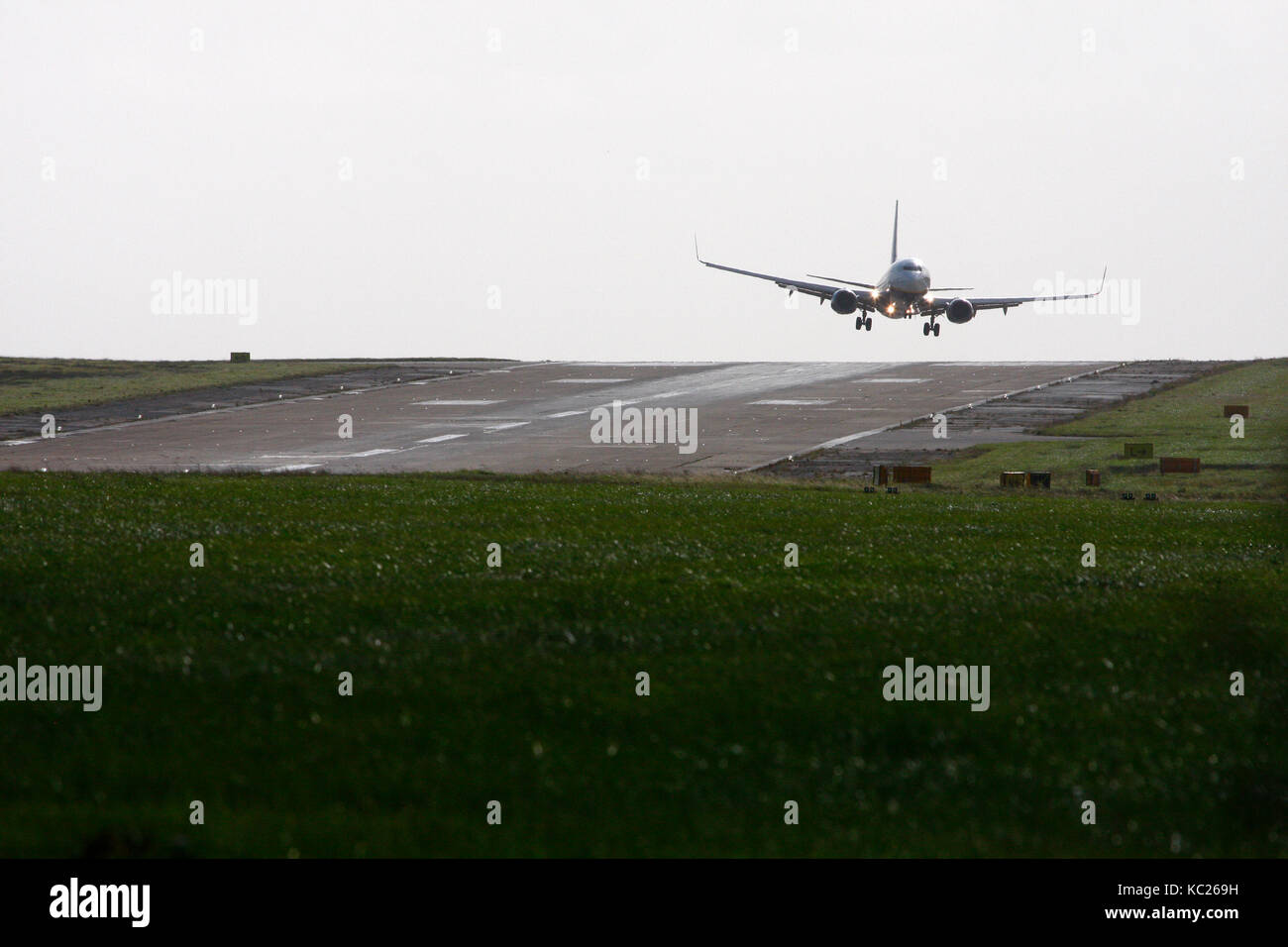 Leeds airport runway hi-res stock photography and images - Alamy