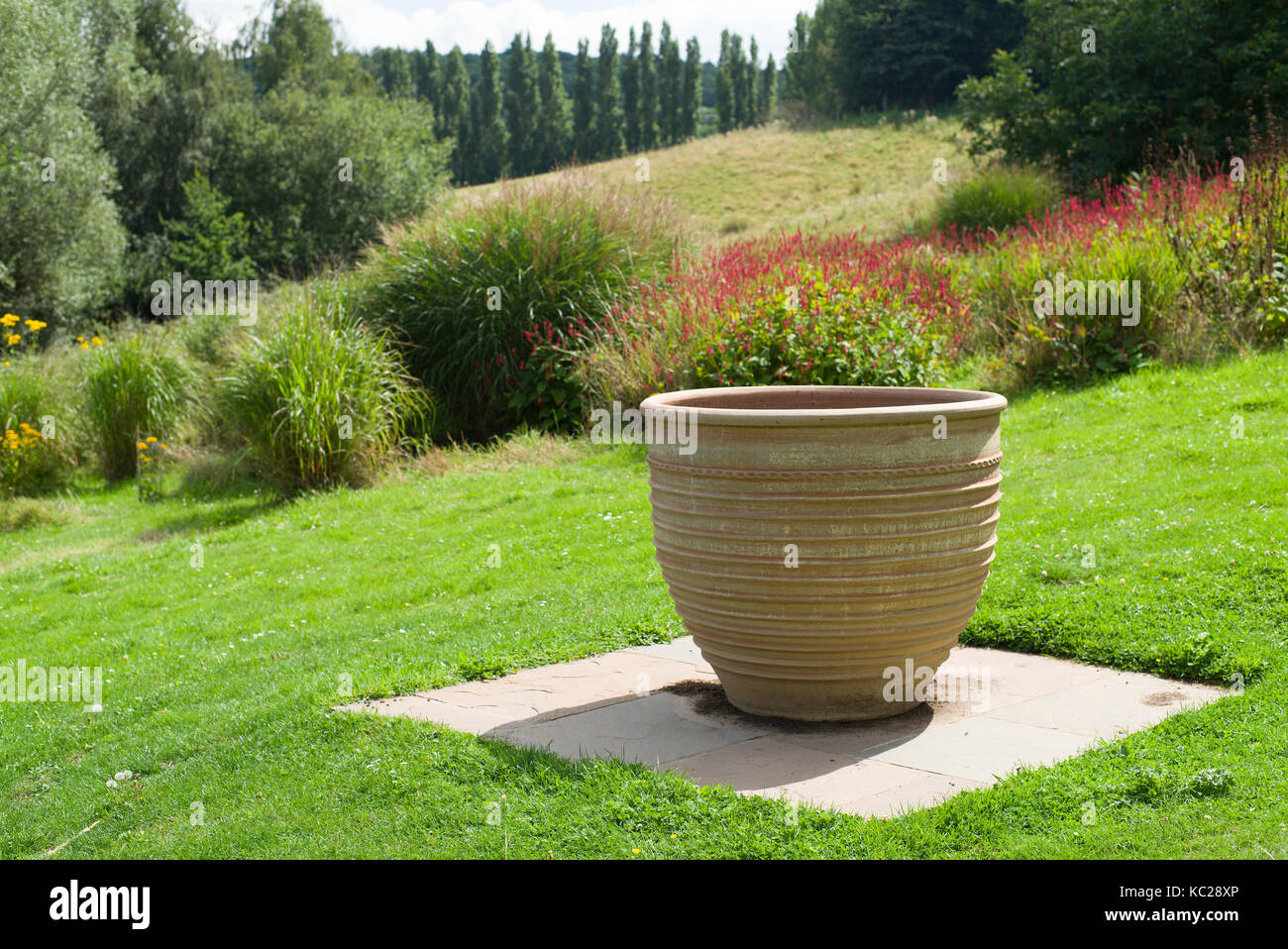 Mount Ephraim hillside meadow Stock Photo Alamy