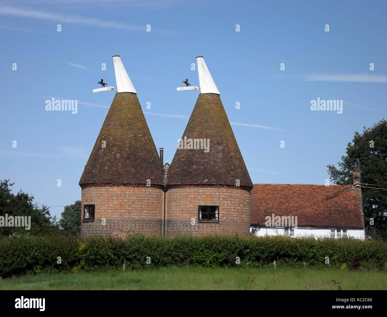 Oast house in kent hires stock photography and images Alamy