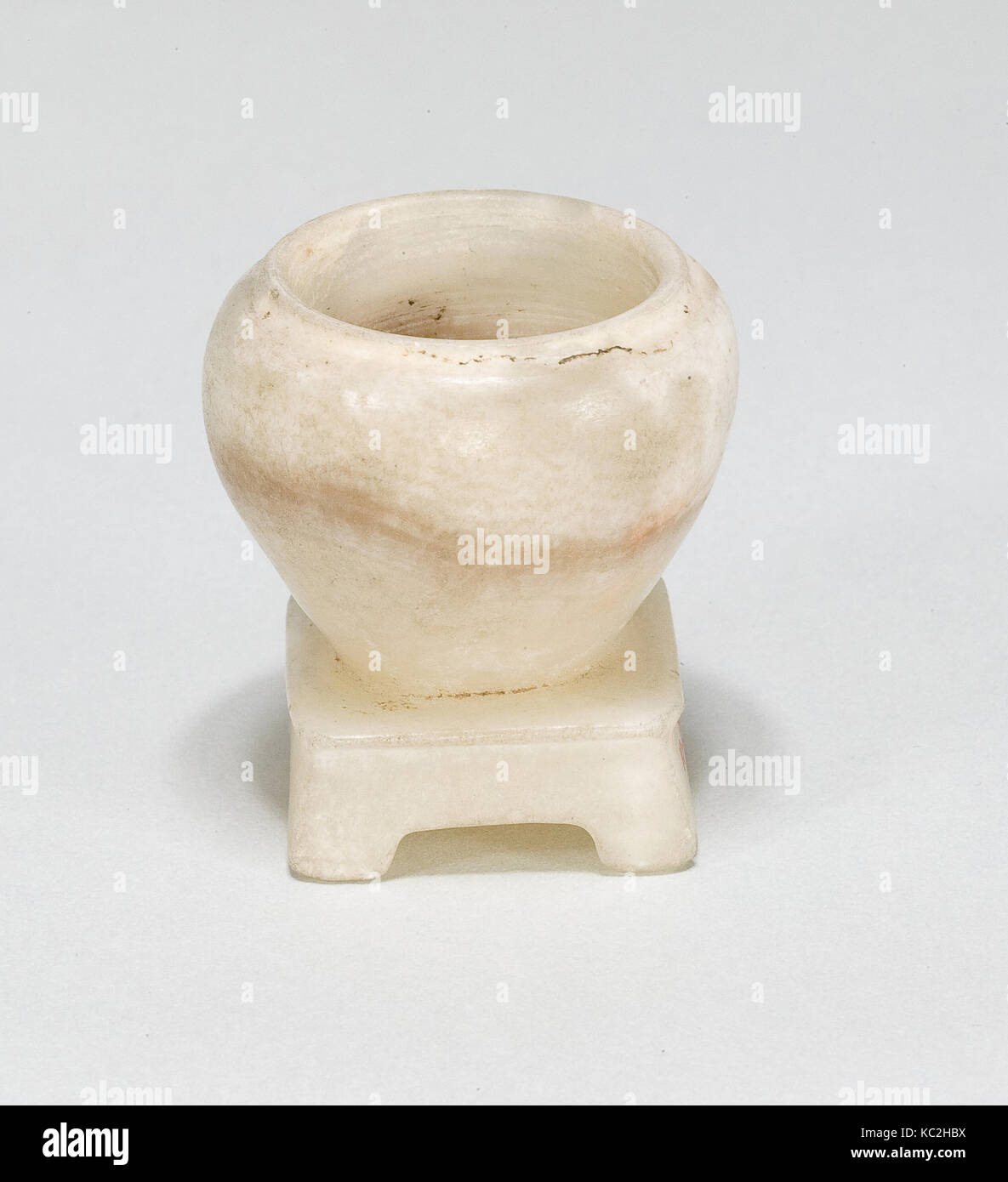 Jar for Eye Paint (kohl) with Attached Stand, ca. 1850–1775 B.C Stock Photo