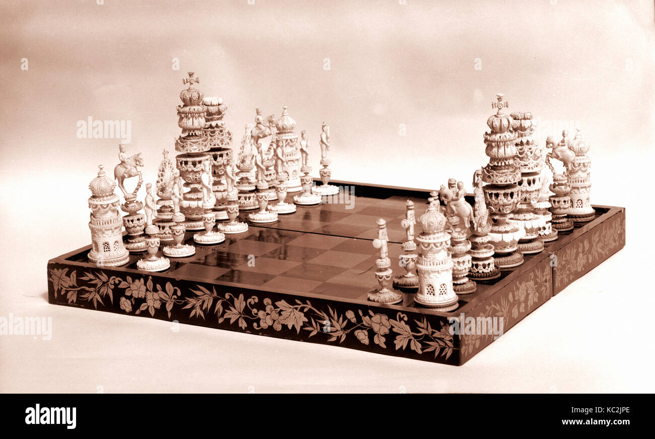 C18th French chess set – Chess Sets - The Historic Games Shop