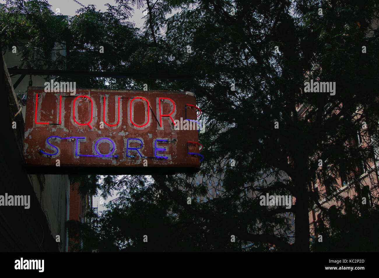 Liquor store sign Stock Photo Alamy