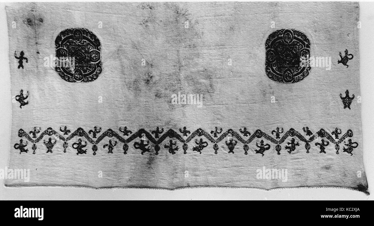Mantle, 4th–6th century, Attributed to Egypt, Eshmunein, Wool, 9 15/16 ...