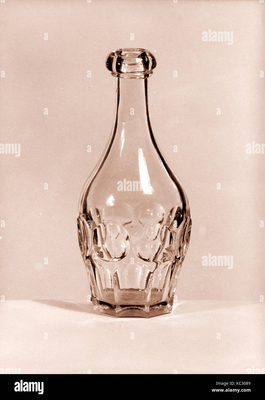 Halfpint Decanter, 183070, Made in United States, American, Pressed
